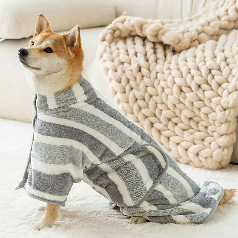 Transform Bath Time into a Stylish Affair with Our Adorable Quick-Dry Striped Pet Towel for Dogs & Cats! 🐾✨
