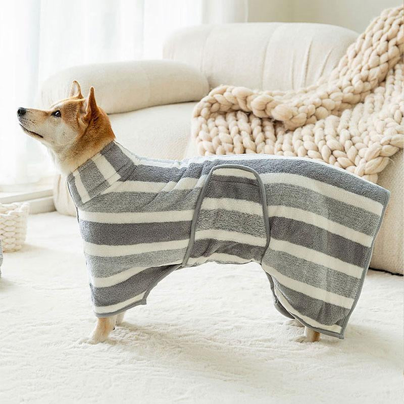 Transform Bath Time into a Stylish Affair with Our Adorable Quick-Dry Striped Pet Towel for Dogs & Cats! 🐾✨